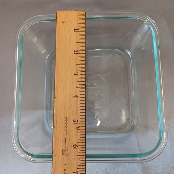 Pyrex #8704 Clear Glass 4 cup 950 ml Square Baking Casserole Roasting Dish - Picture 6 of 6
